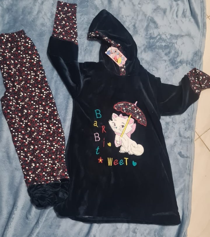 بيجامة تويستر